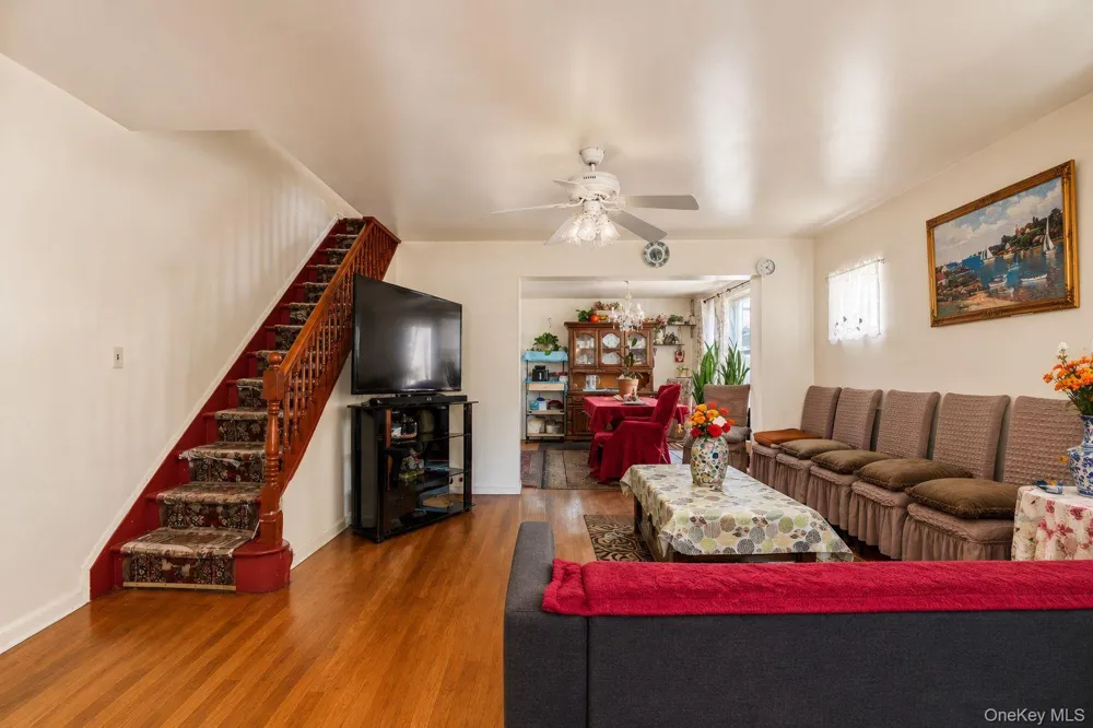 9121 110th Street Richmond Hill, NY 11418