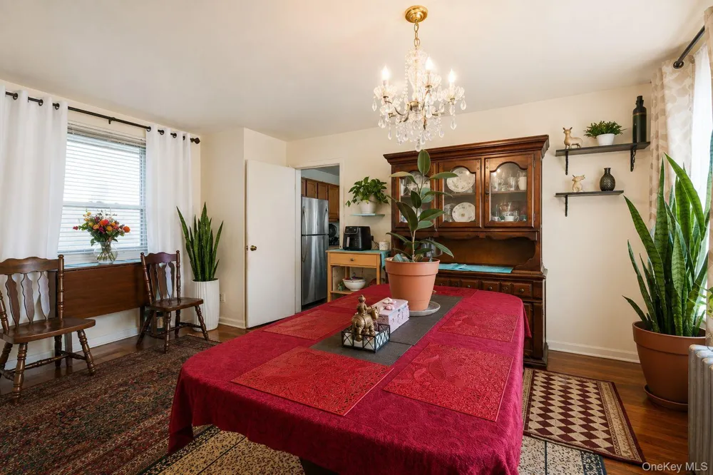 9121 110th Street Richmond Hill, NY 11418