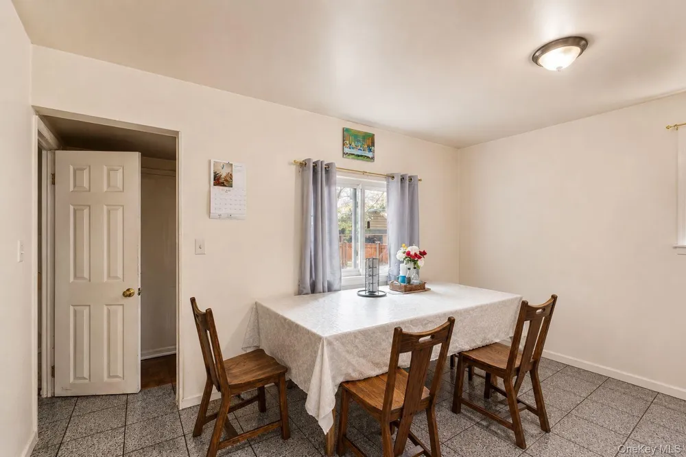 9121 110th Street Richmond Hill, NY 11418
