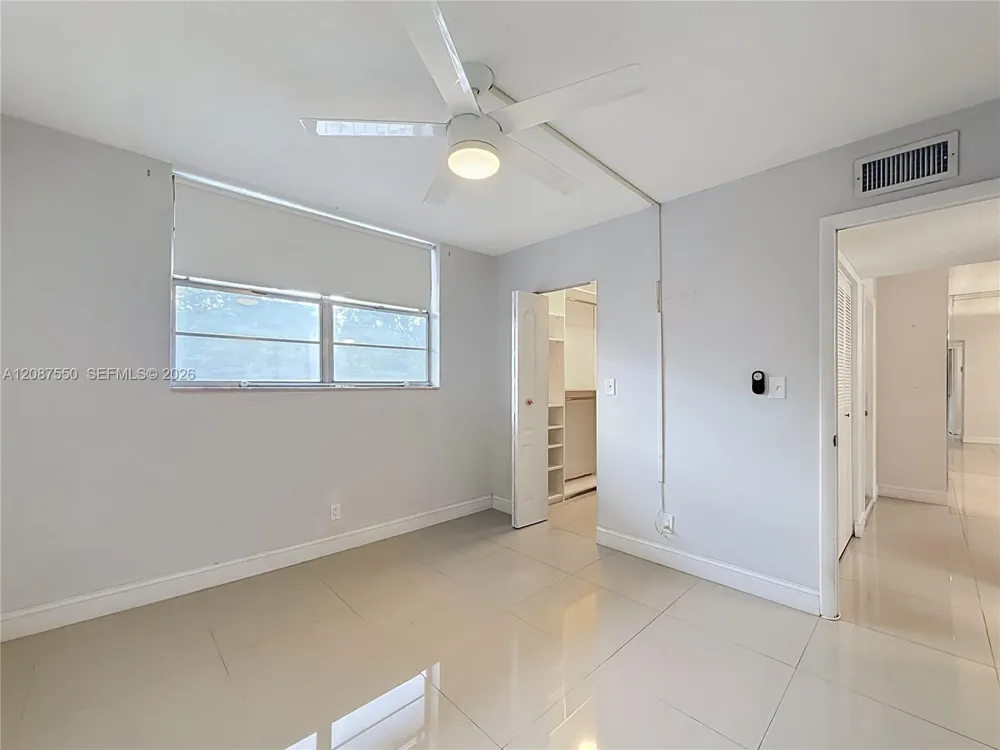 1600 Tallwood Ave #204 Hollywood, FL 33021
