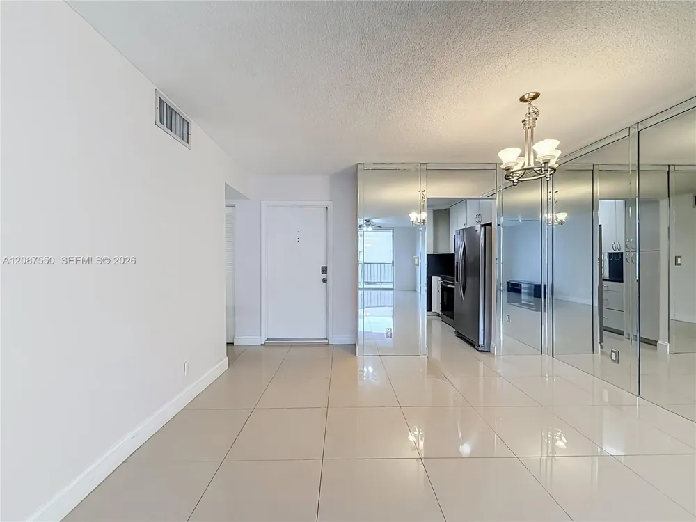 1600 Tallwood Ave #204 Hollywood, FL 33021