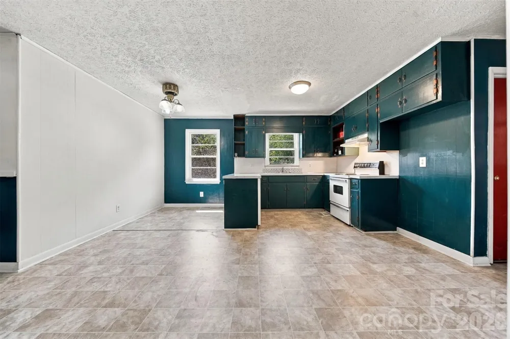 3490 Greentree Acres Road Valdese, NC 28690