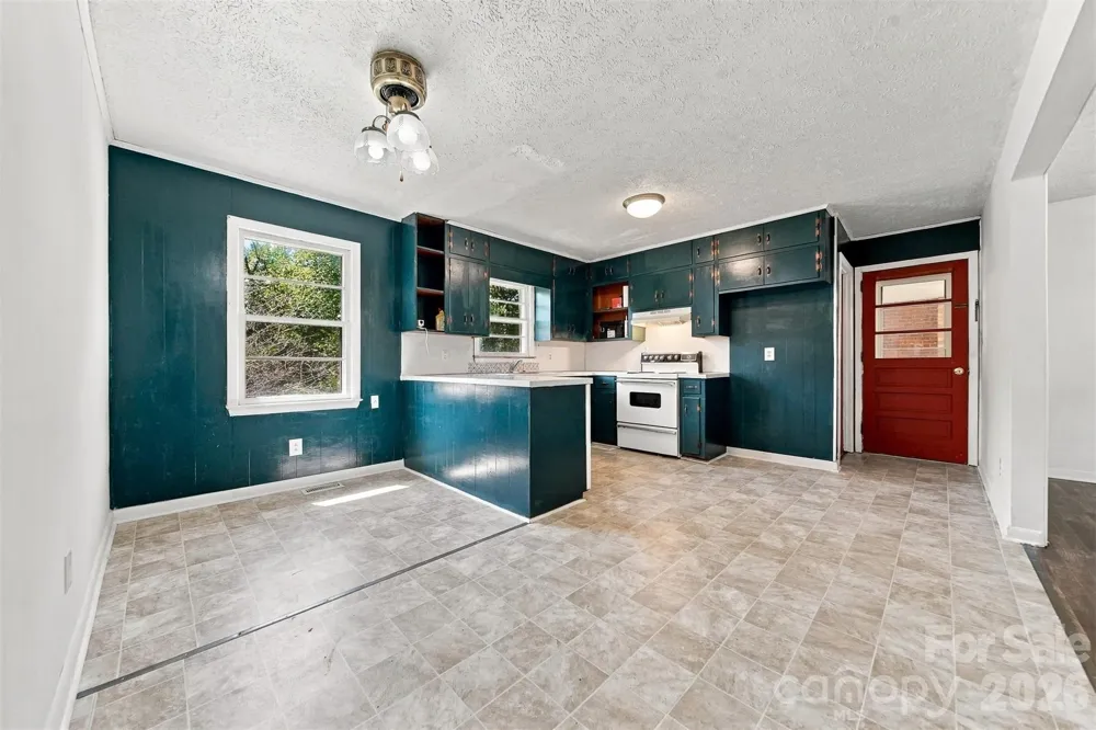 3490 Greentree Acres Road Valdese, NC 28690
