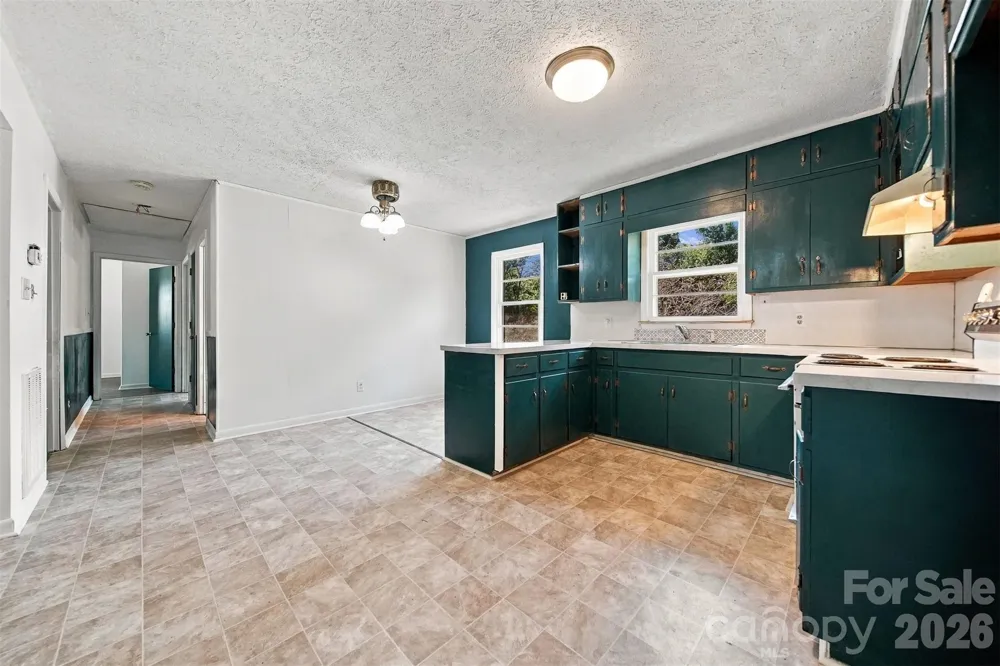 3490 Greentree Acres Road Valdese, NC 28690