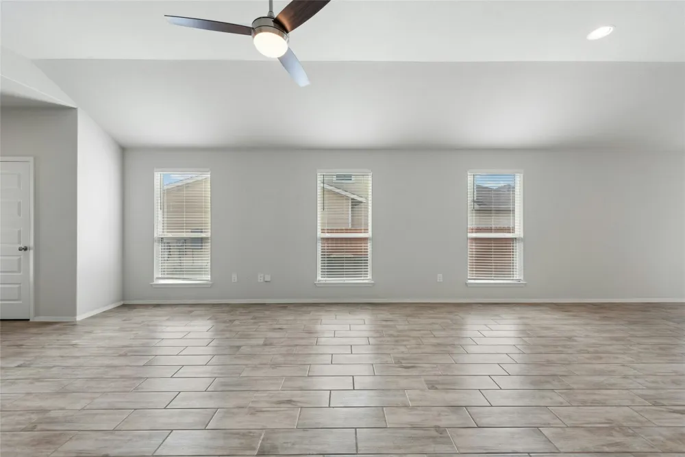 120 Lyndon Drive San Marcos, TX 78666