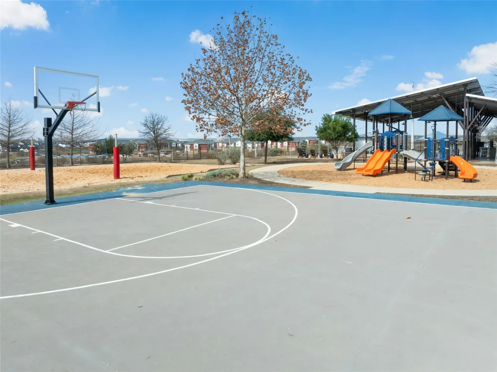 120 Lyndon Drive San Marcos, TX 78666