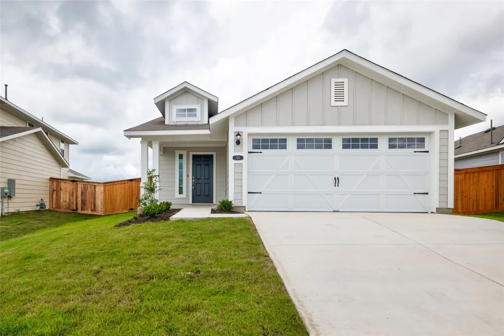 120 Lyndon Drive San Marcos, TX 78666