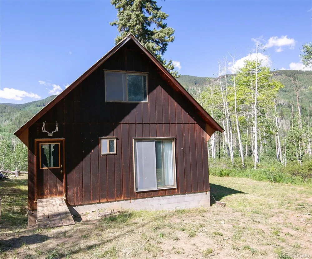 000 Lake View Drive Meredith, CO 81642