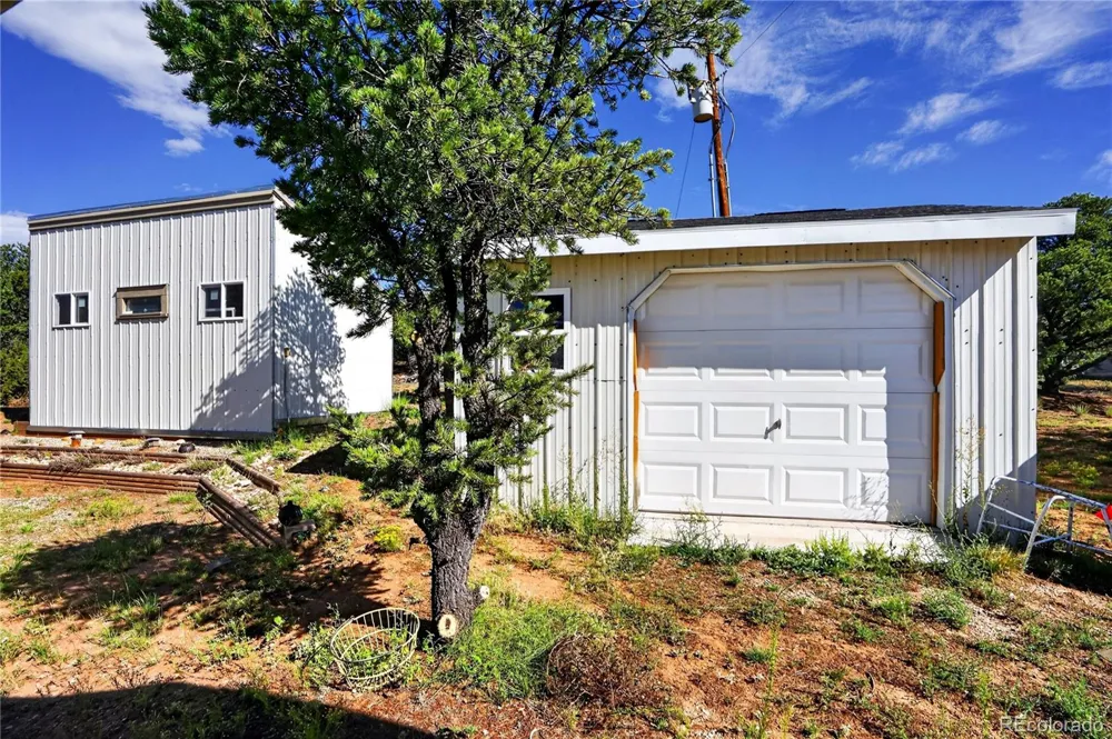 2592 Comanche Drive Walsenburg, CO 81089