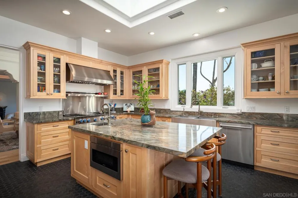7566 St Andrews Rancho Santa Fe, CA 92067