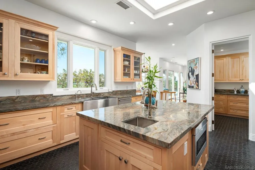 7566 St Andrews Rancho Santa Fe, CA 92067