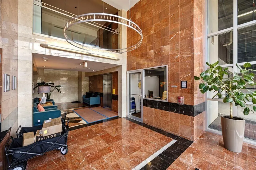 3311 Yupon Street #601 Houston, TX 77006