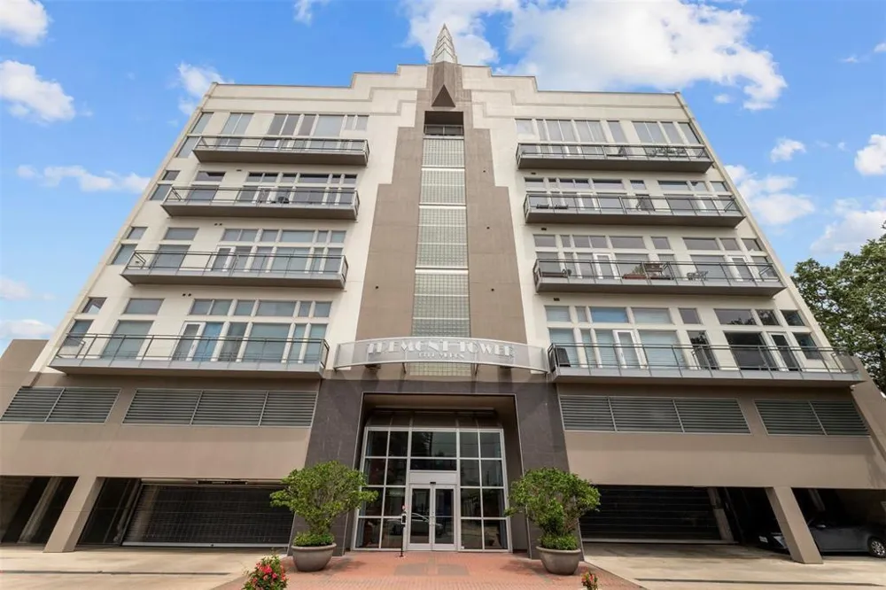 3311 Yupon Street #601 Houston, TX 77006