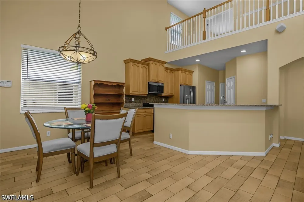 Fox Hollow Circle Fort Myers, FL 33912
