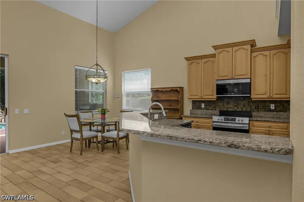 Fox Hollow Circle Fort Myers, FL 33912