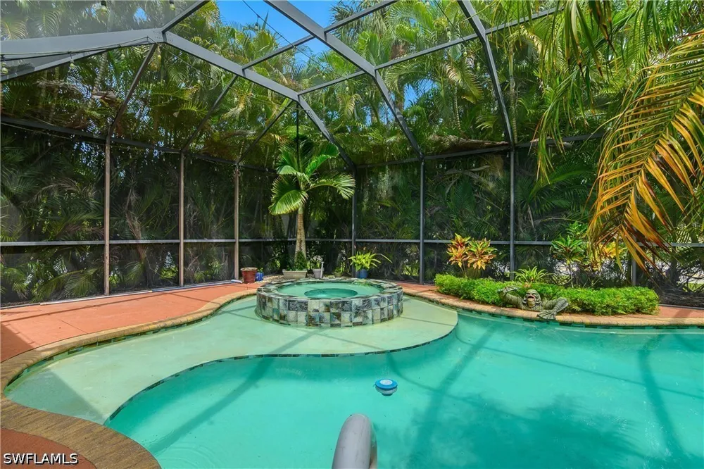 Fox Hollow Circle Fort Myers, FL 33912