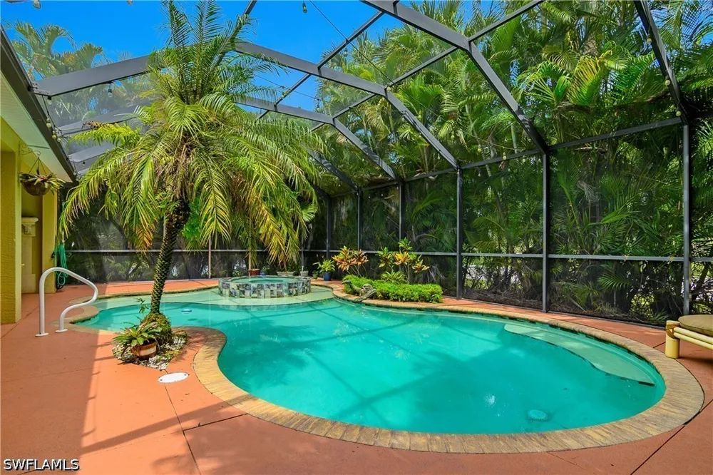 Fox Hollow Circle Fort Myers, FL 33912