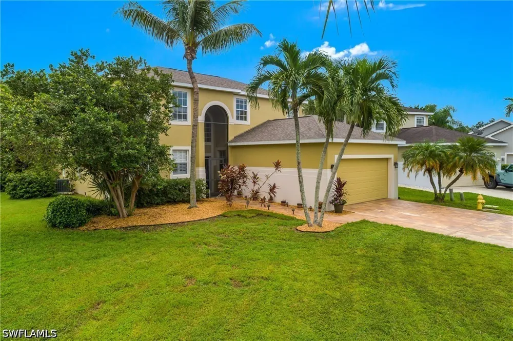 Fox Hollow Circle Fort Myers, FL 33912