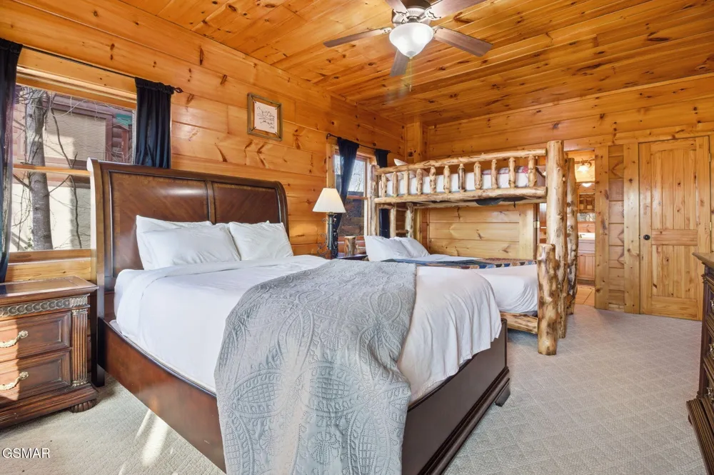 1091 Towering Oaks Drive Sevierville, TN 37876