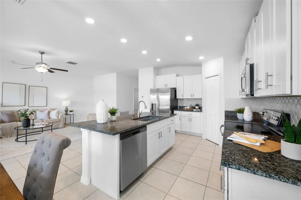 13243 GREAT PLAINS DRIVE Riverview, FL 33579