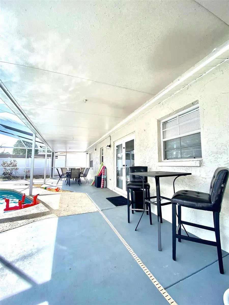 8024 CANDLEWOODE DRIVE Largo, FL 33773