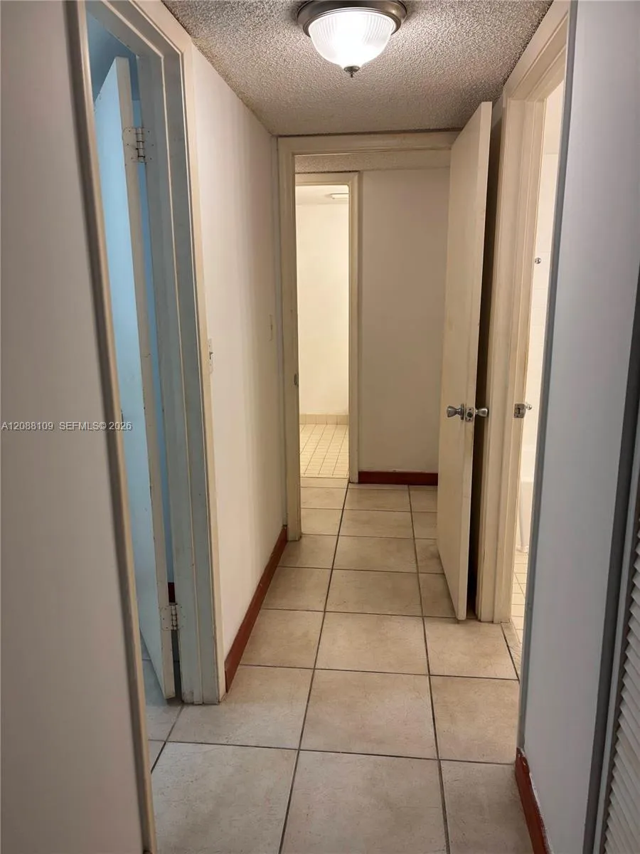 20860 San Simeon Way #303-6 Miami, FL 33179