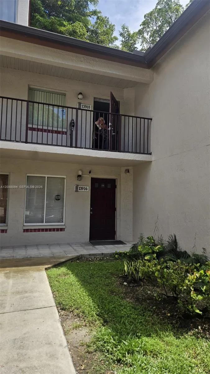 13918 SW 91st Ter #13918 Miami, FL 33186