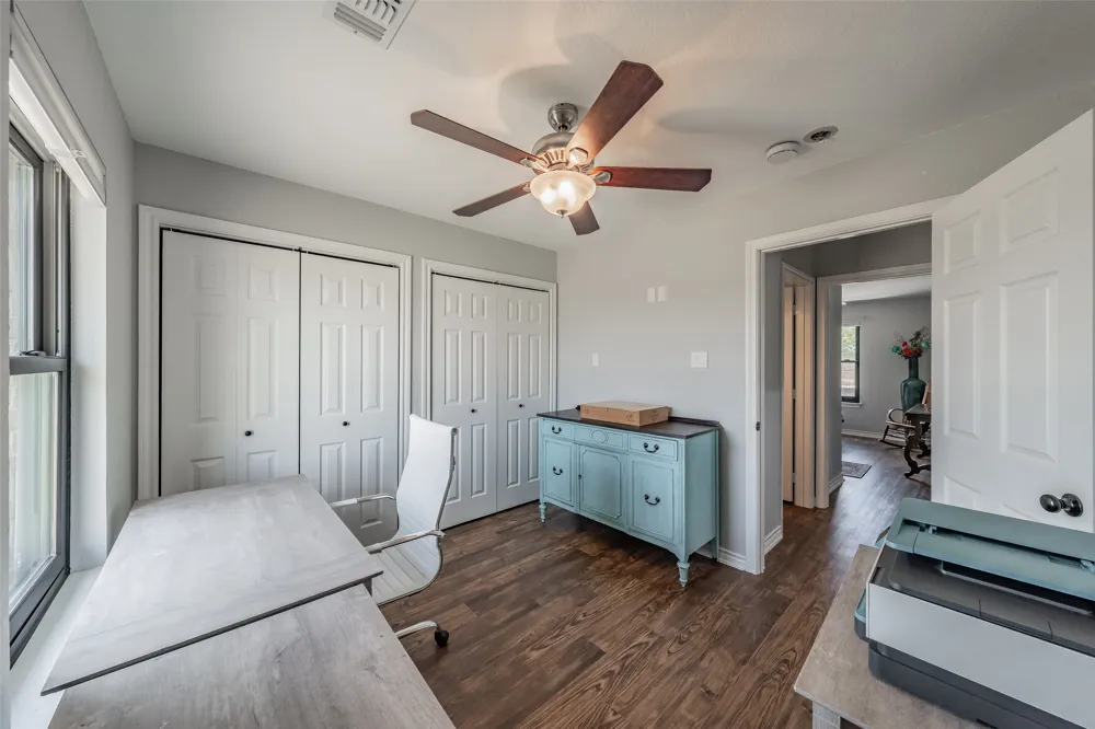 4798 County Road 2690 Alvord, TX 76225