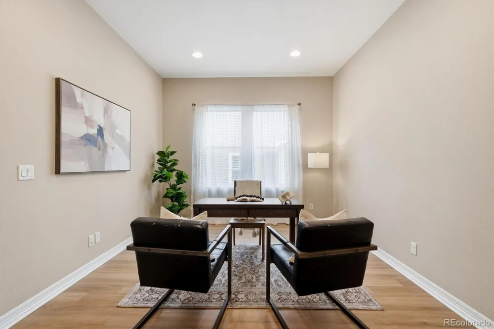 8641 S De Gaulle Court Aurora, CO 80016
