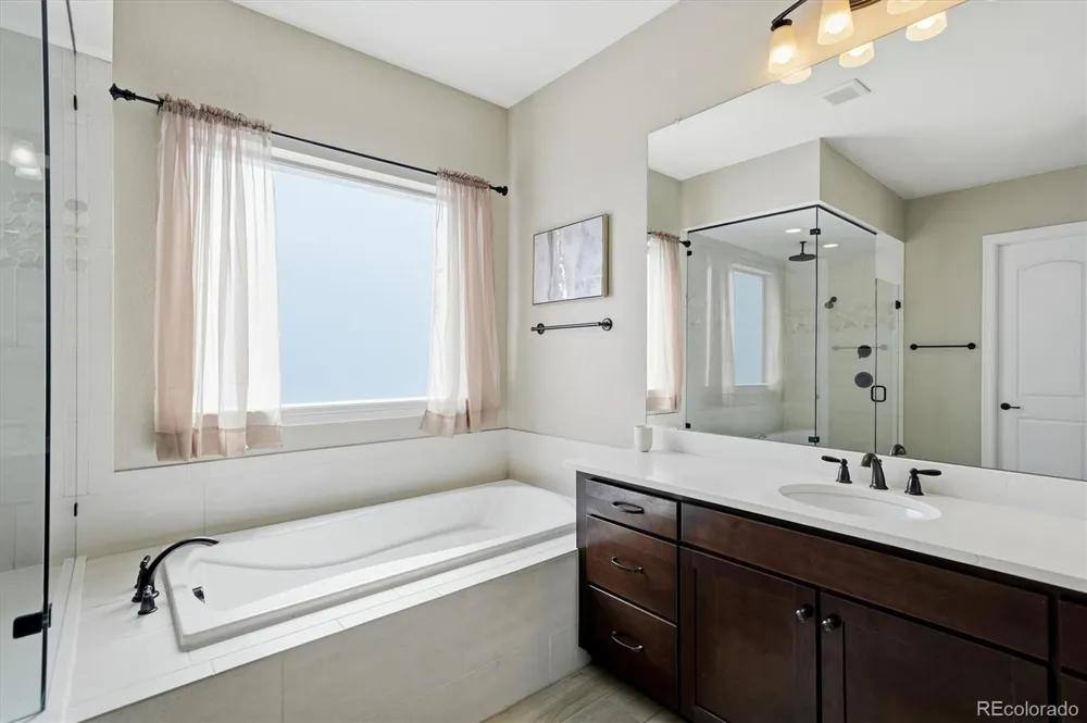 8641 S De Gaulle Court Aurora, CO 80016