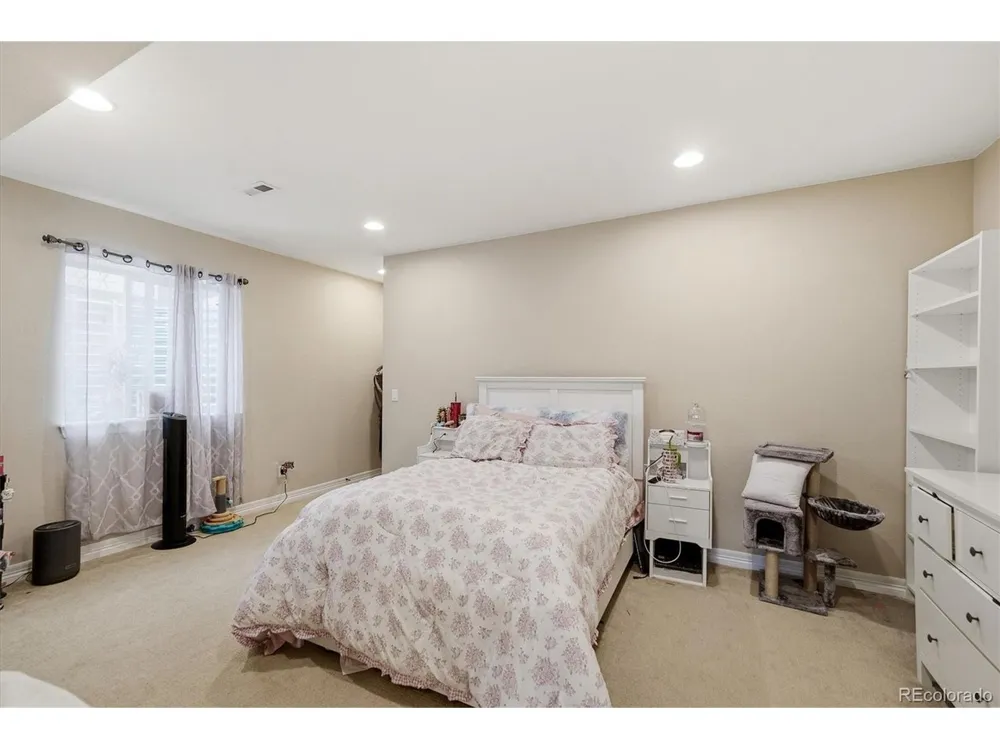 8641 S De Gaulle Court Aurora, CO 80016