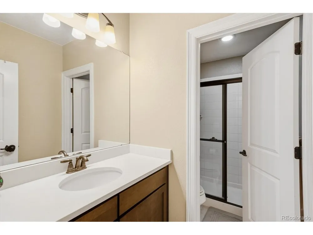 8641 S De Gaulle Court Aurora, CO 80016