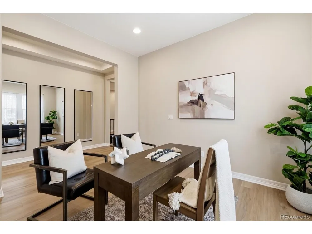 8641 S De Gaulle Court Aurora, CO 80016
