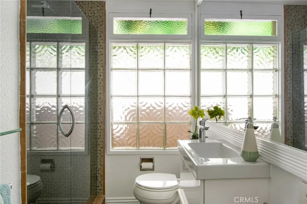 31731 Seacove Laguna Beach, CA 92651