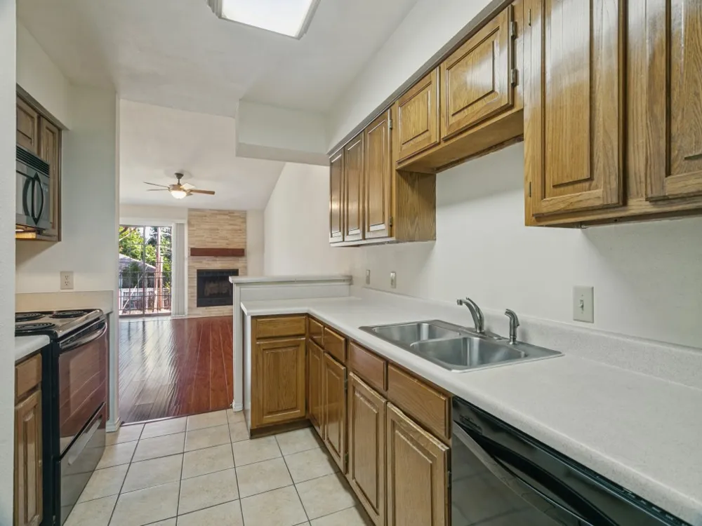 358 W Harwood Road #G Hurst, TX 76054