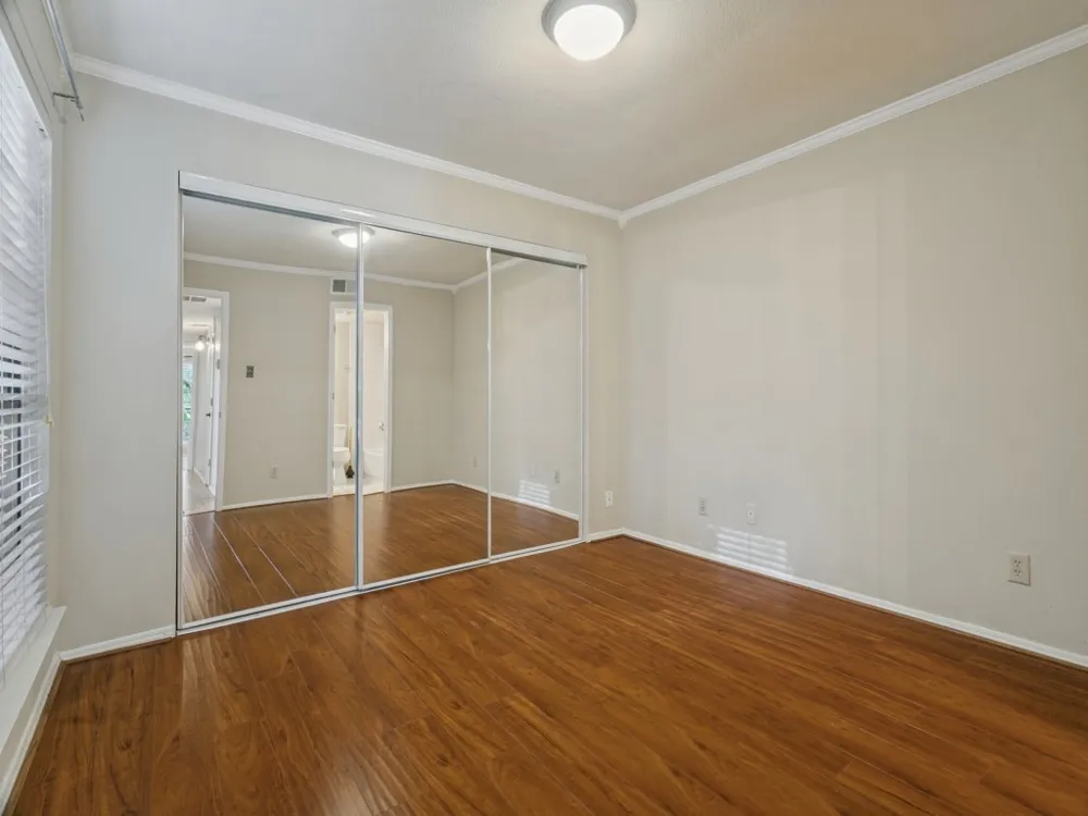 358 W Harwood Road #G Hurst, TX 76054