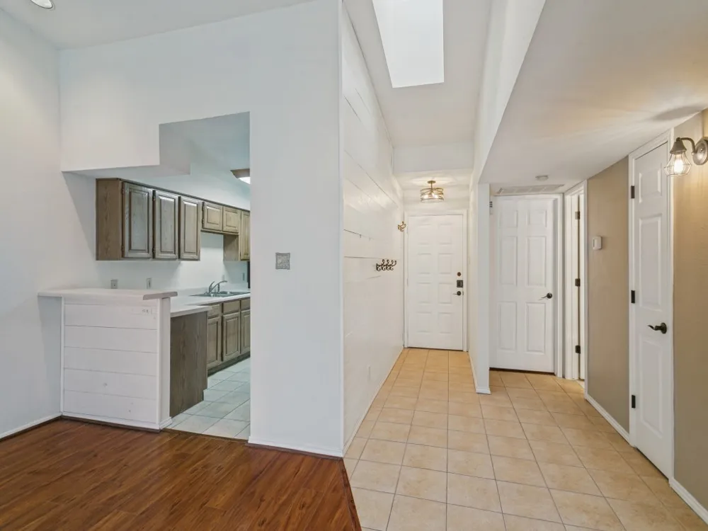 358 W Harwood Road #G Hurst, TX 76054