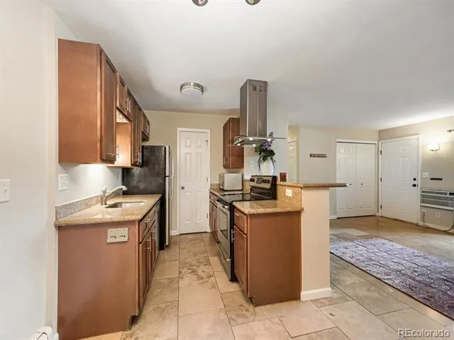 695 Manhattan Drive #8 Boulder, CO 80303