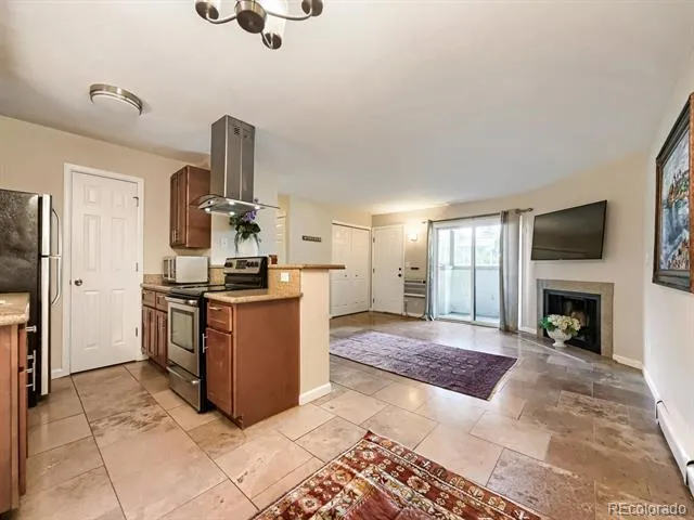 695 Manhattan Drive #8 Boulder, CO 80303