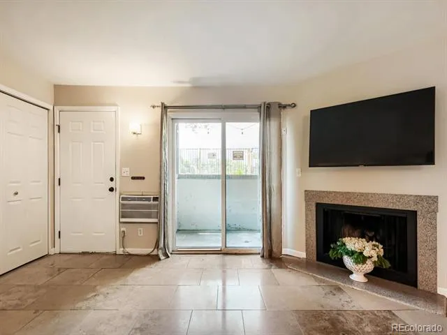 695 Manhattan Drive #8 Boulder, CO 80303