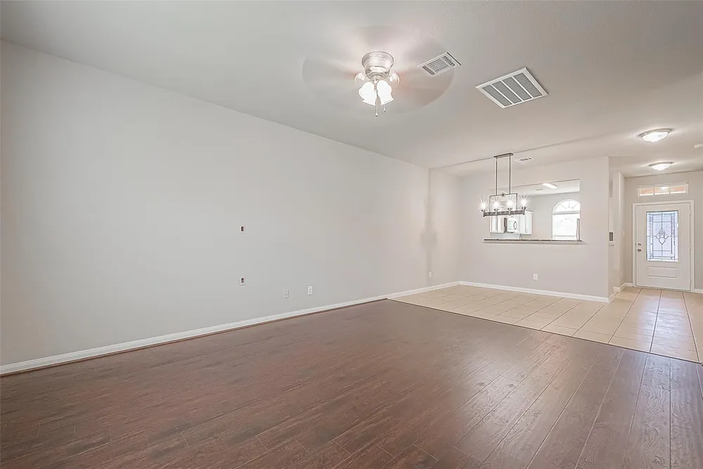 20630 Stout Drive Hockley, TX 77447