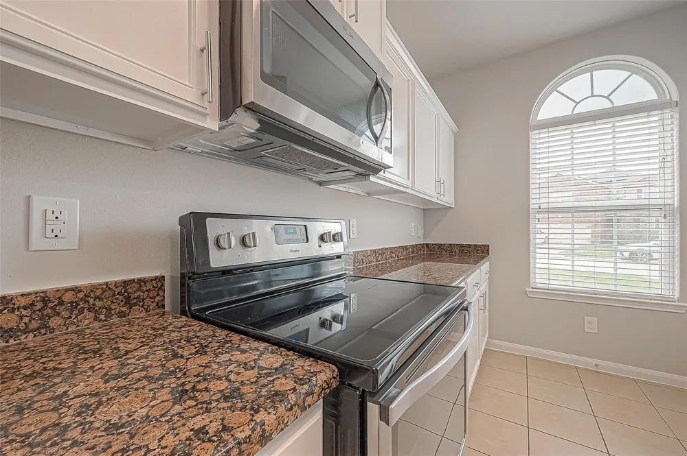 20630 Stout Drive Hockley, TX 77447