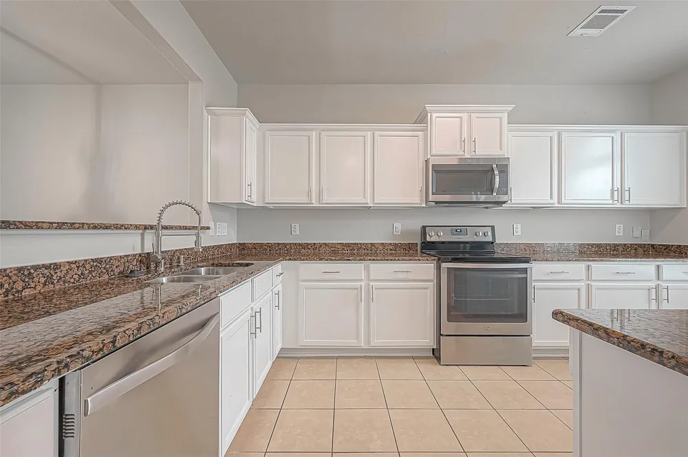 20630 Stout Drive Hockley, TX 77447