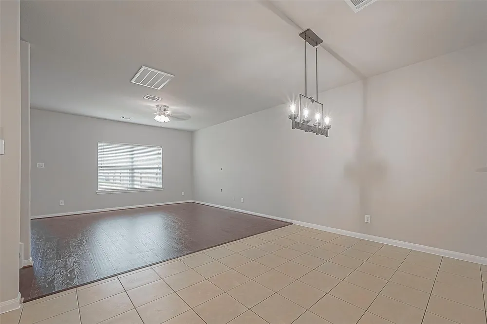 20630 Stout Drive Hockley, TX 77447