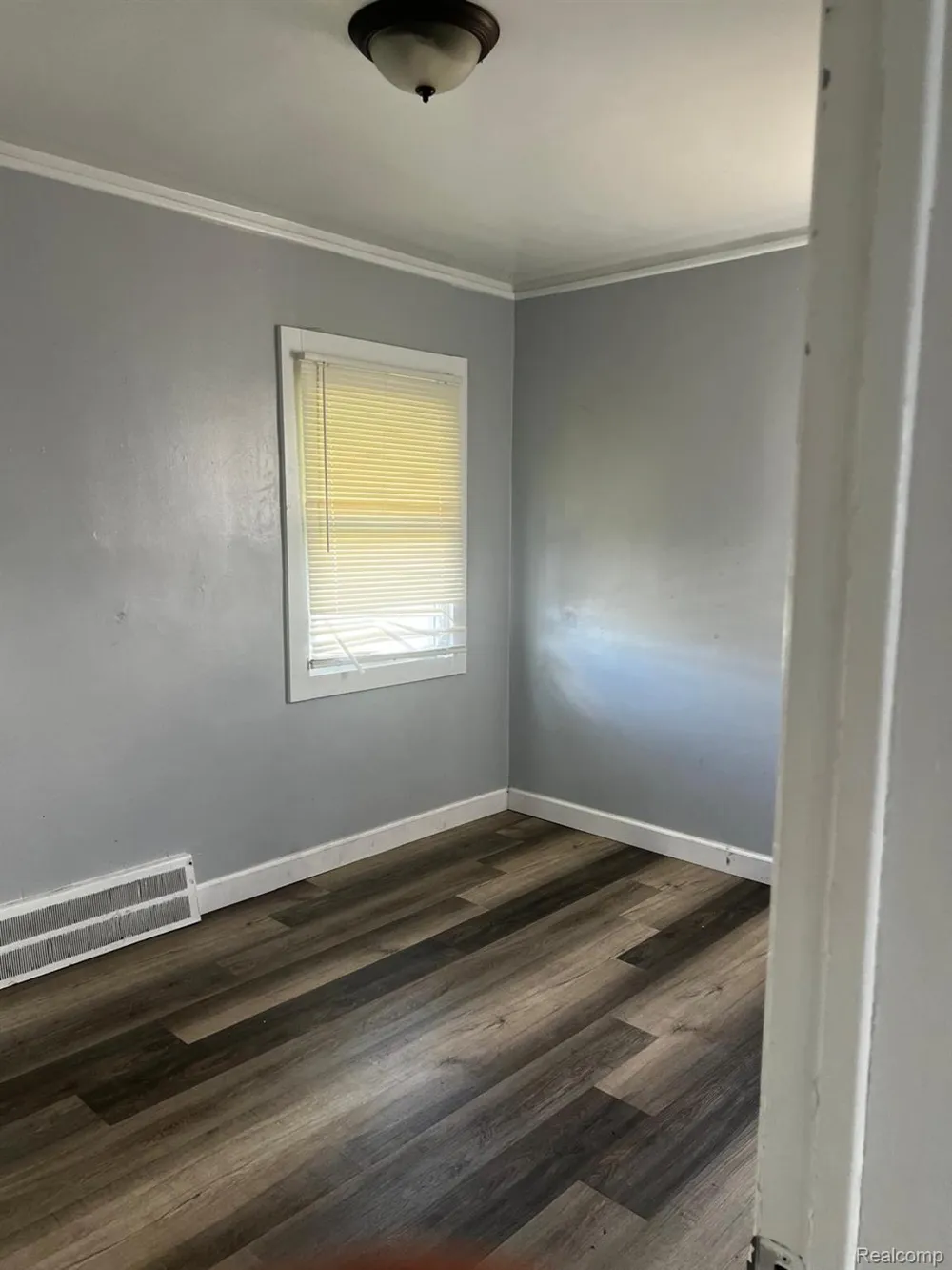 16813 Tireman Street Detroit City, MI 48228