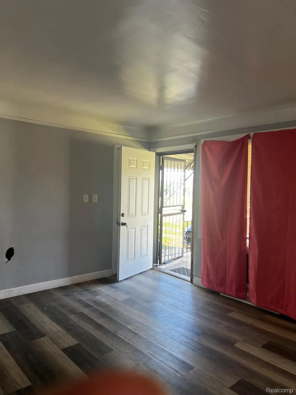 16813 Tireman Street Detroit City, MI 48228