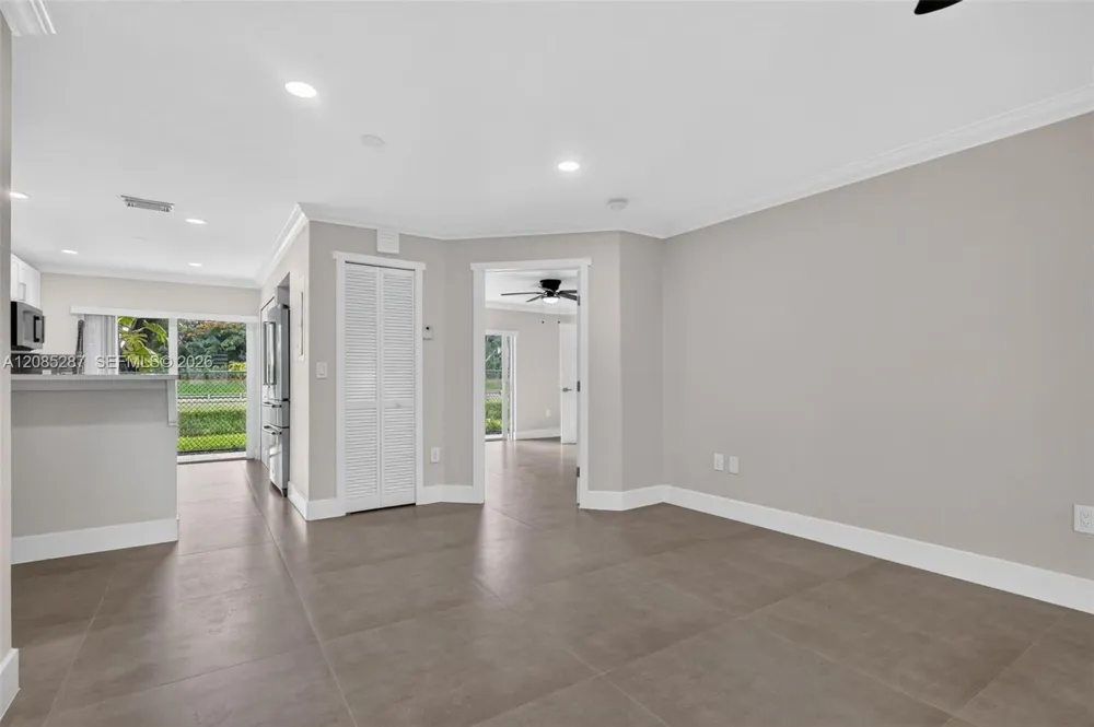5775 NW 109th Ave #13 Doral, FL 33178