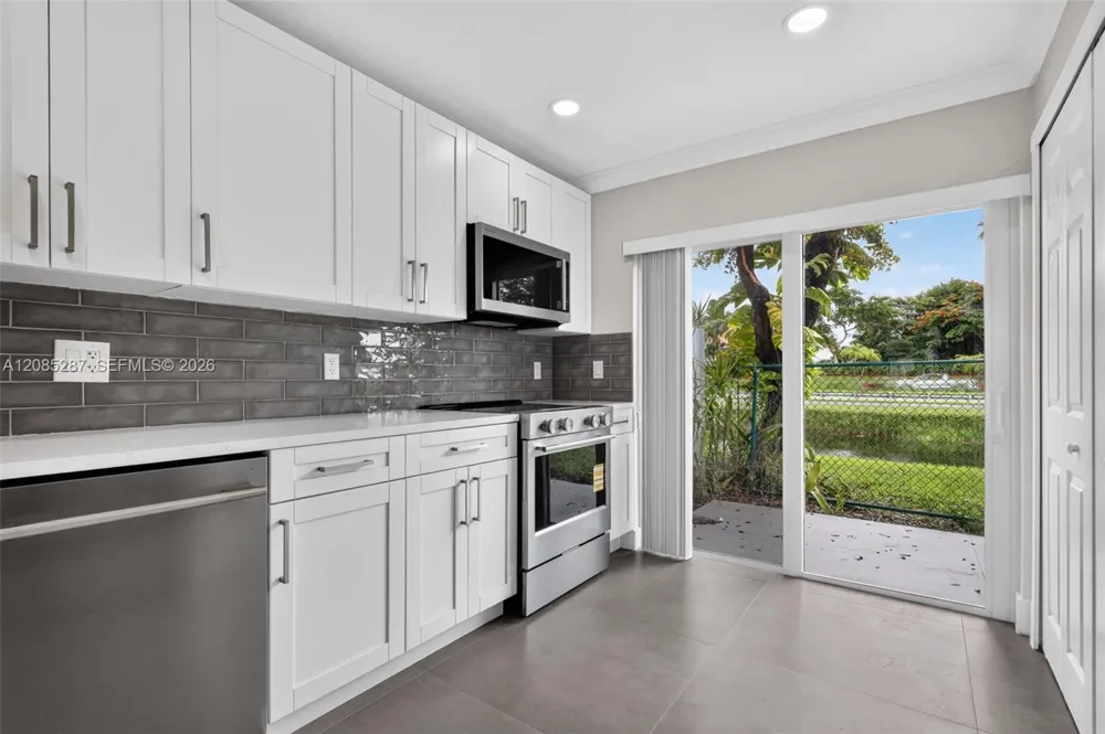 5775 NW 109th Ave #13 Doral, FL 33178