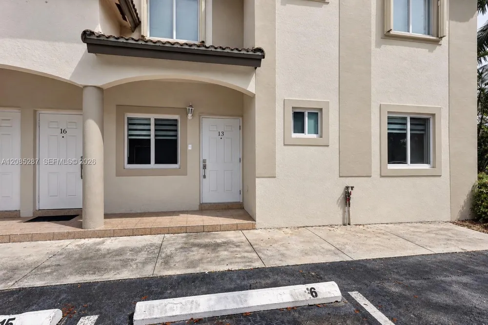 5775 NW 109th Ave #13 Doral, FL 33178