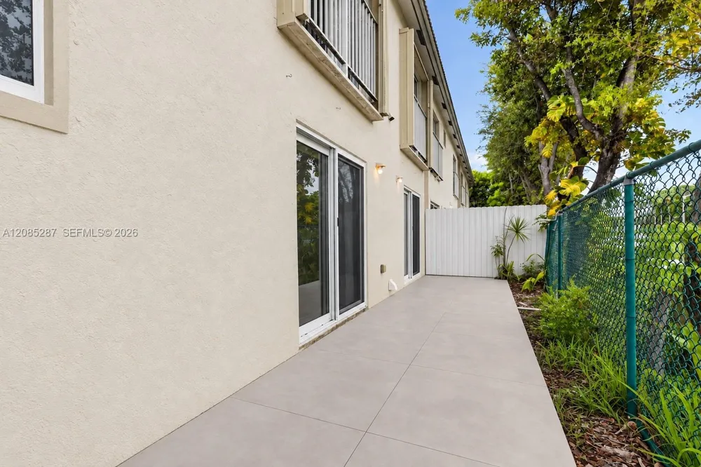 5775 NW 109th Ave #13 Doral, FL 33178